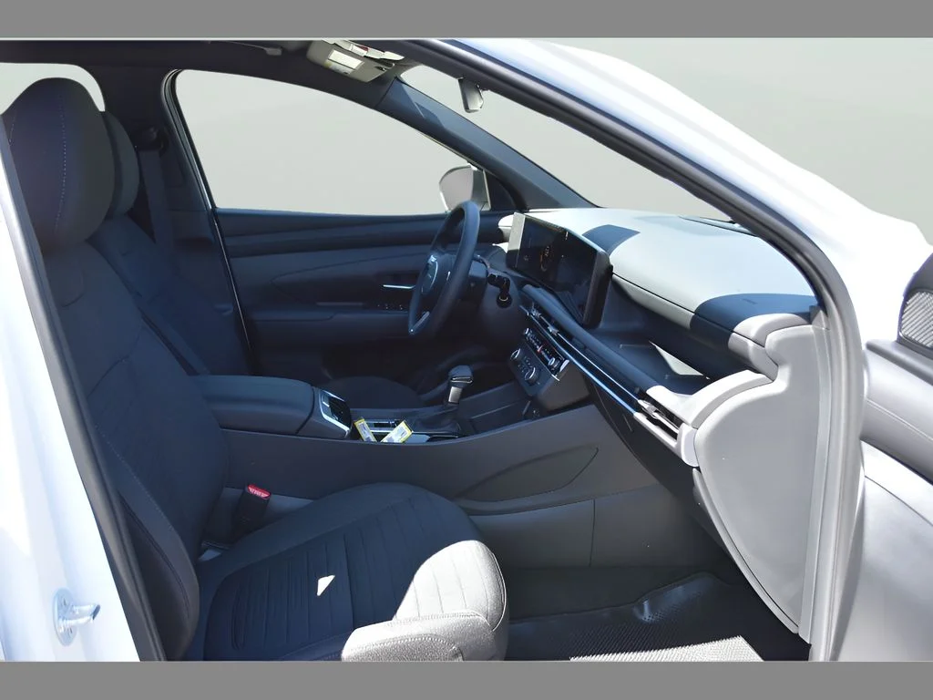 2025 Hyundai Santa Cruz SE - Photo 44