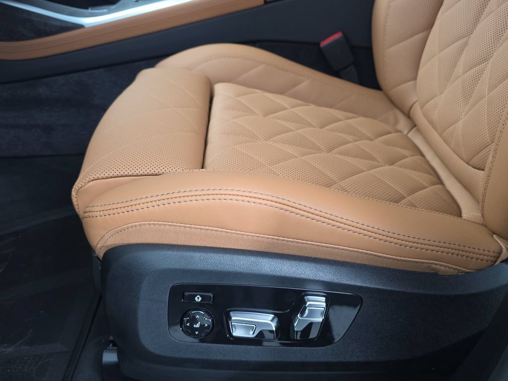 New 2027 Manhattan Green Metallic BMW xDrive40i image 29
