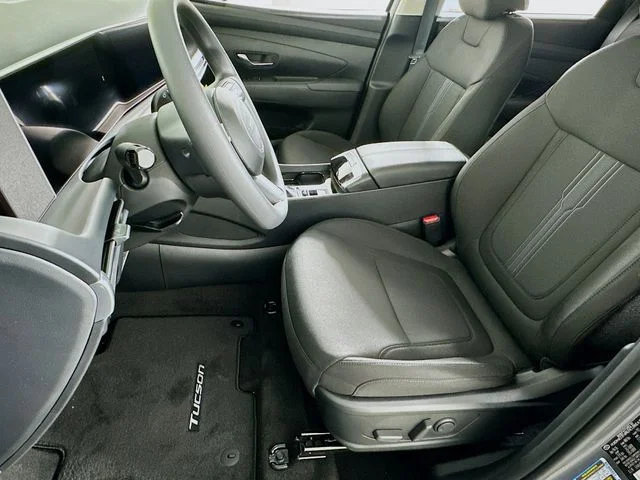 New 2026 Hyundai TUCSON SEL