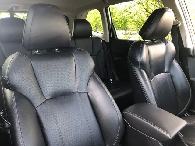 Used 2019 Crystal White Pearl Subaru Limited image 14