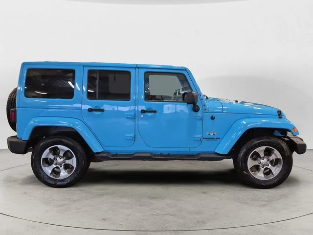 Used 2017 Clearcoat Jeep Unlimited Sahara image 4