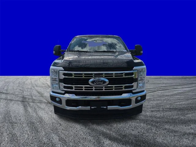 New 2026 Black Ford XLT image 9