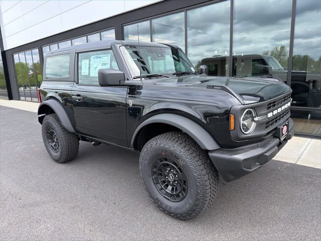 2026 Ford Bronco Base 4x4's photo