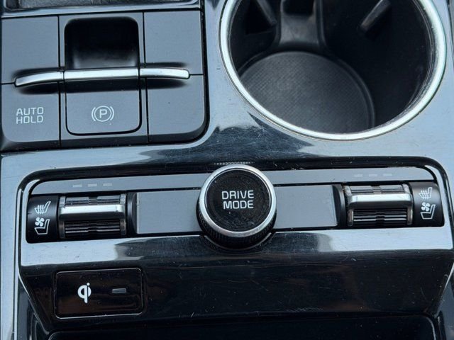 Certified Used 2024 White Kia EX image 26