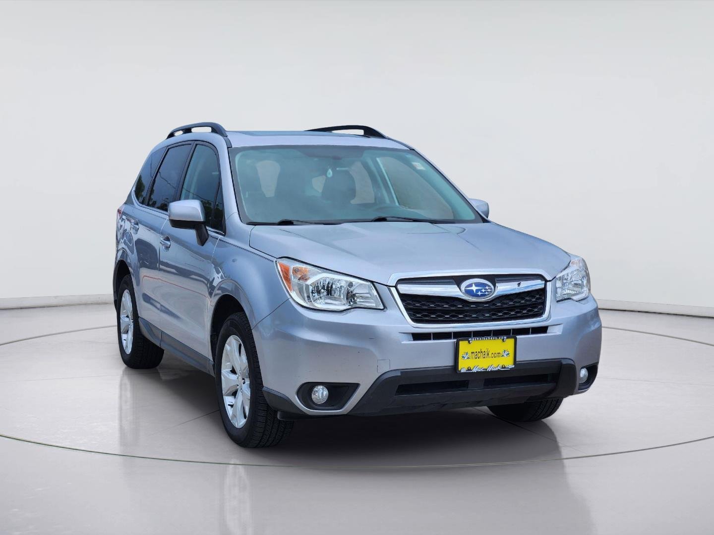 2016 Subaru Forester photo 3 of 32