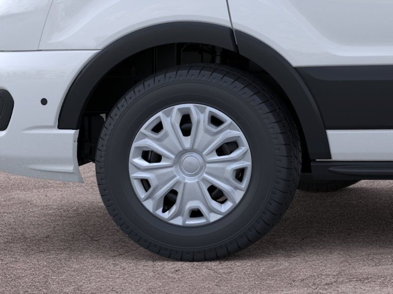 New 2025 Oxford White Ford XLT image 19