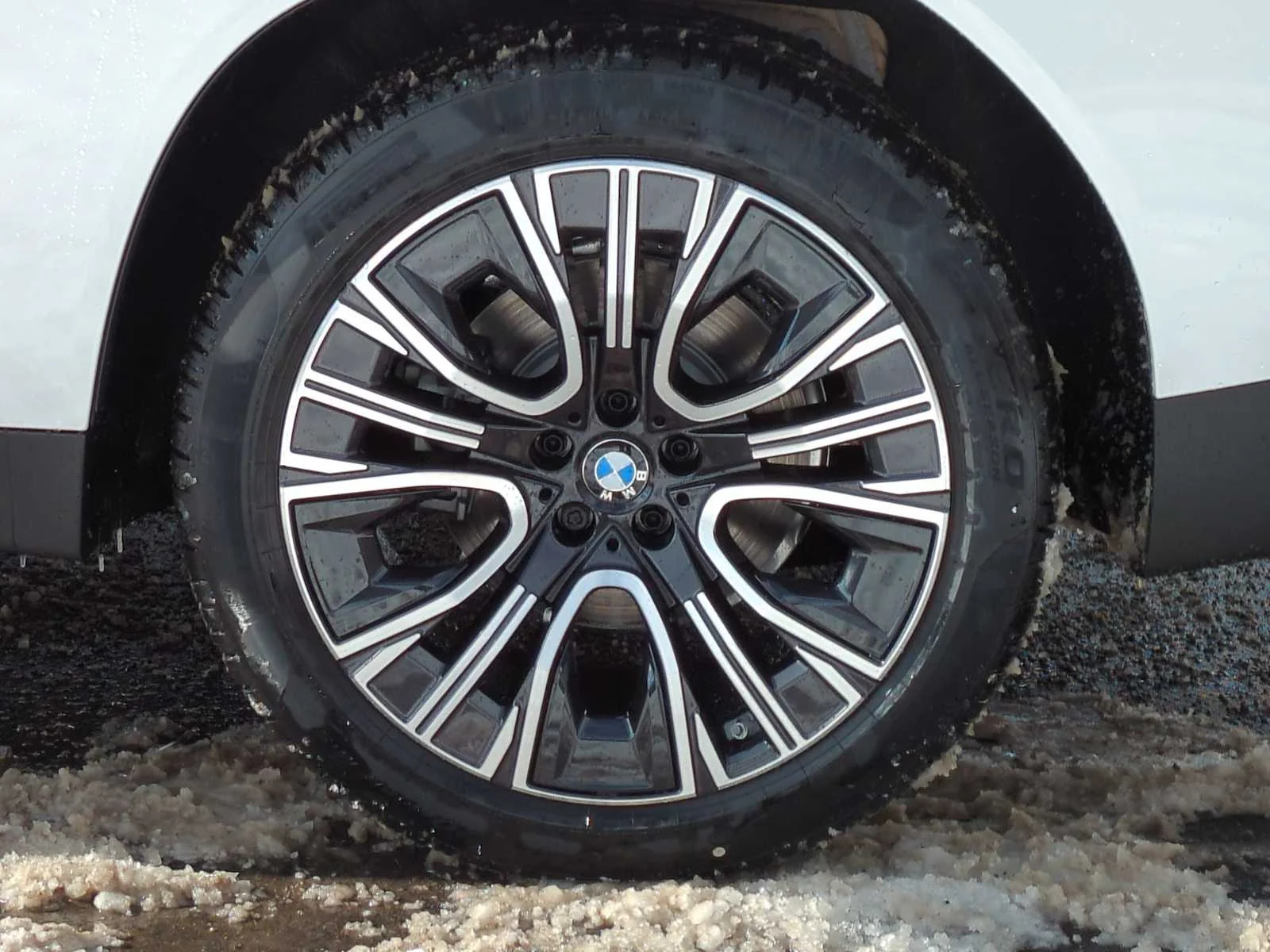 Used 2026 Mineral White Metallic BMW 30 xDrive image 13