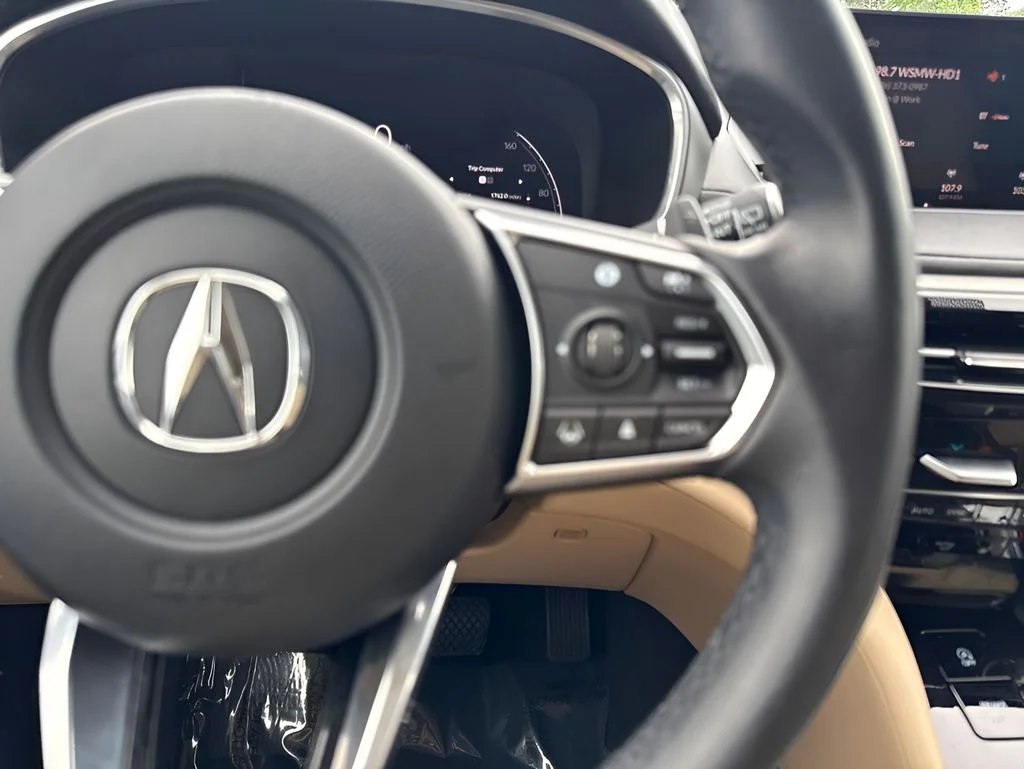 Used 2023 White Acura 3.5L image 18