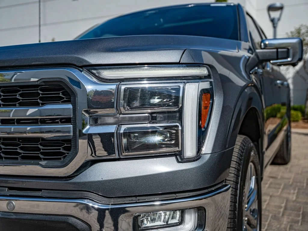 Used 2024 Gray Ford Lariat image 13