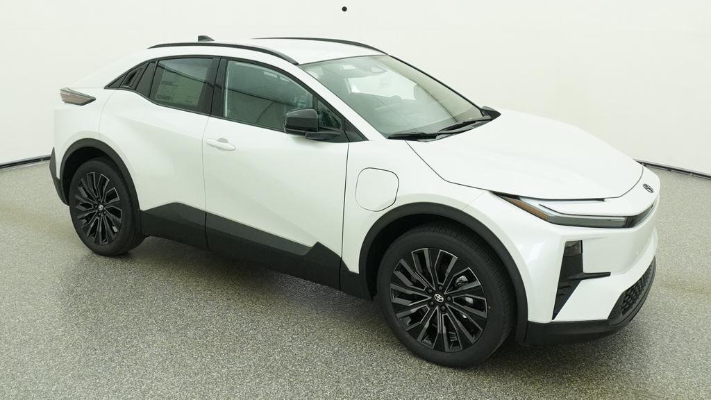 New 2026 Wind Chill Pearl Toyota XSE image 12