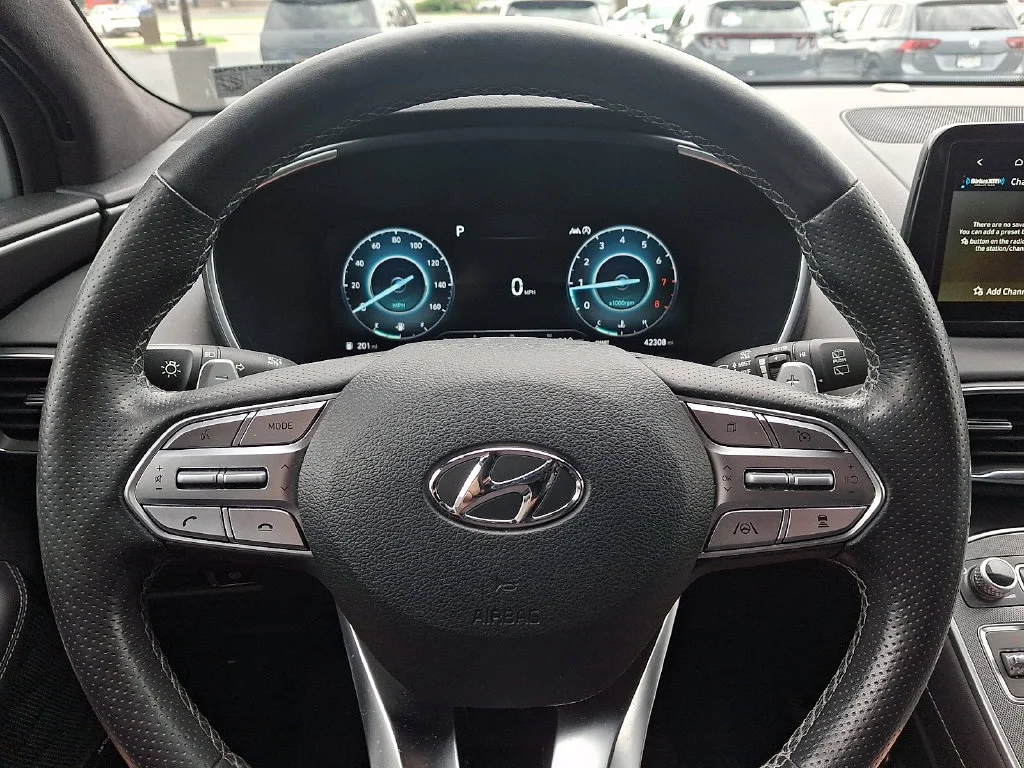 Used 2023 White Hyundai Calligraphy image 19