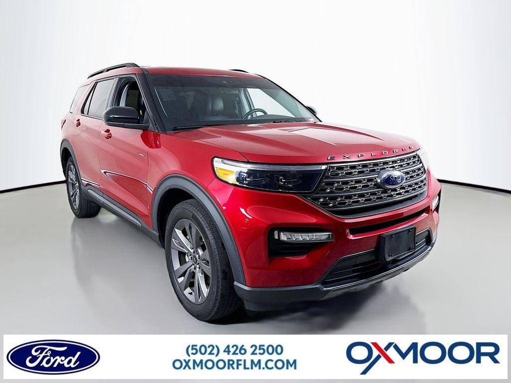 Used 2023 Rapid Red Metallic Tinted Clearcoat Ford XLT image 1