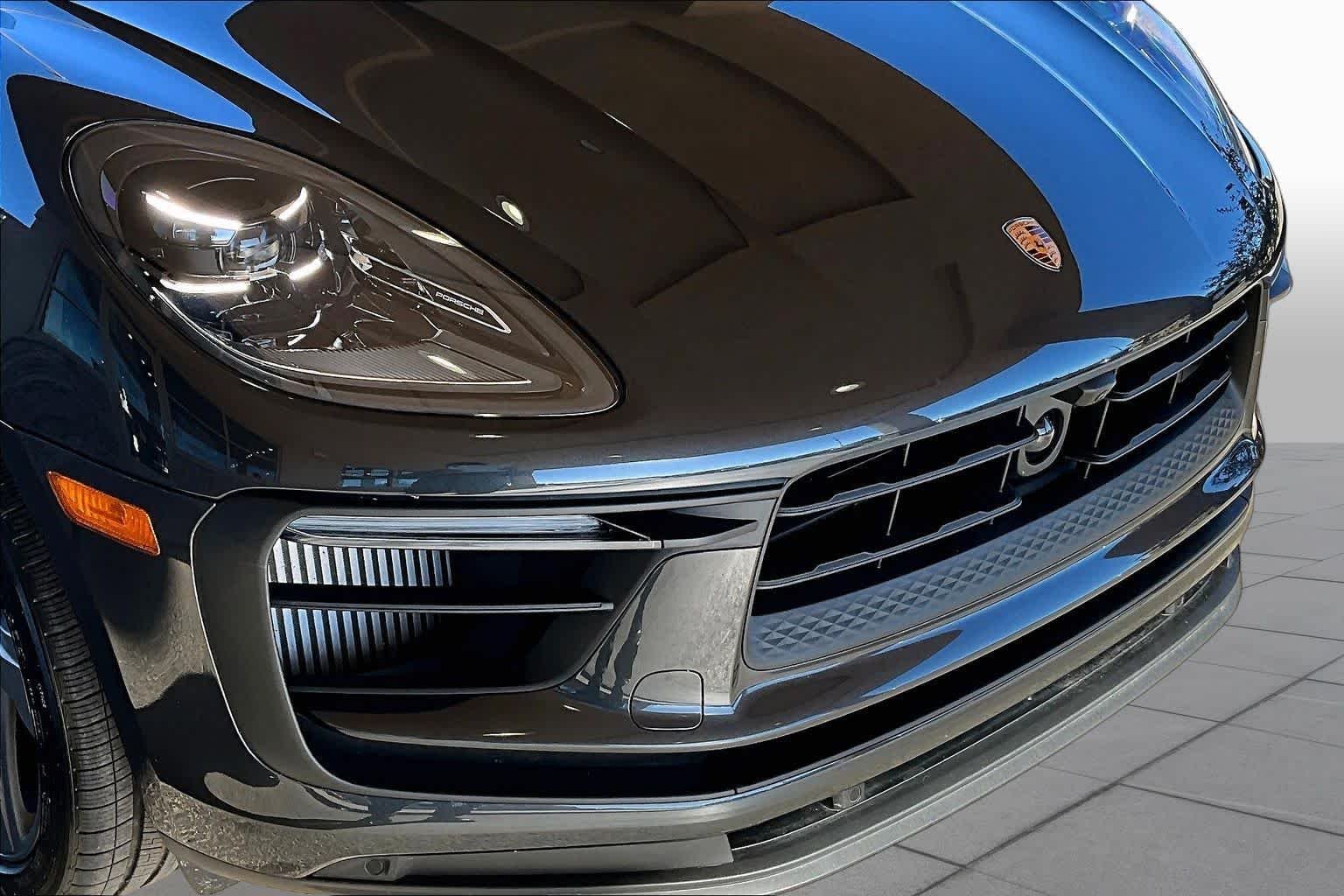 Used 2025 GREY Porsche S image 30