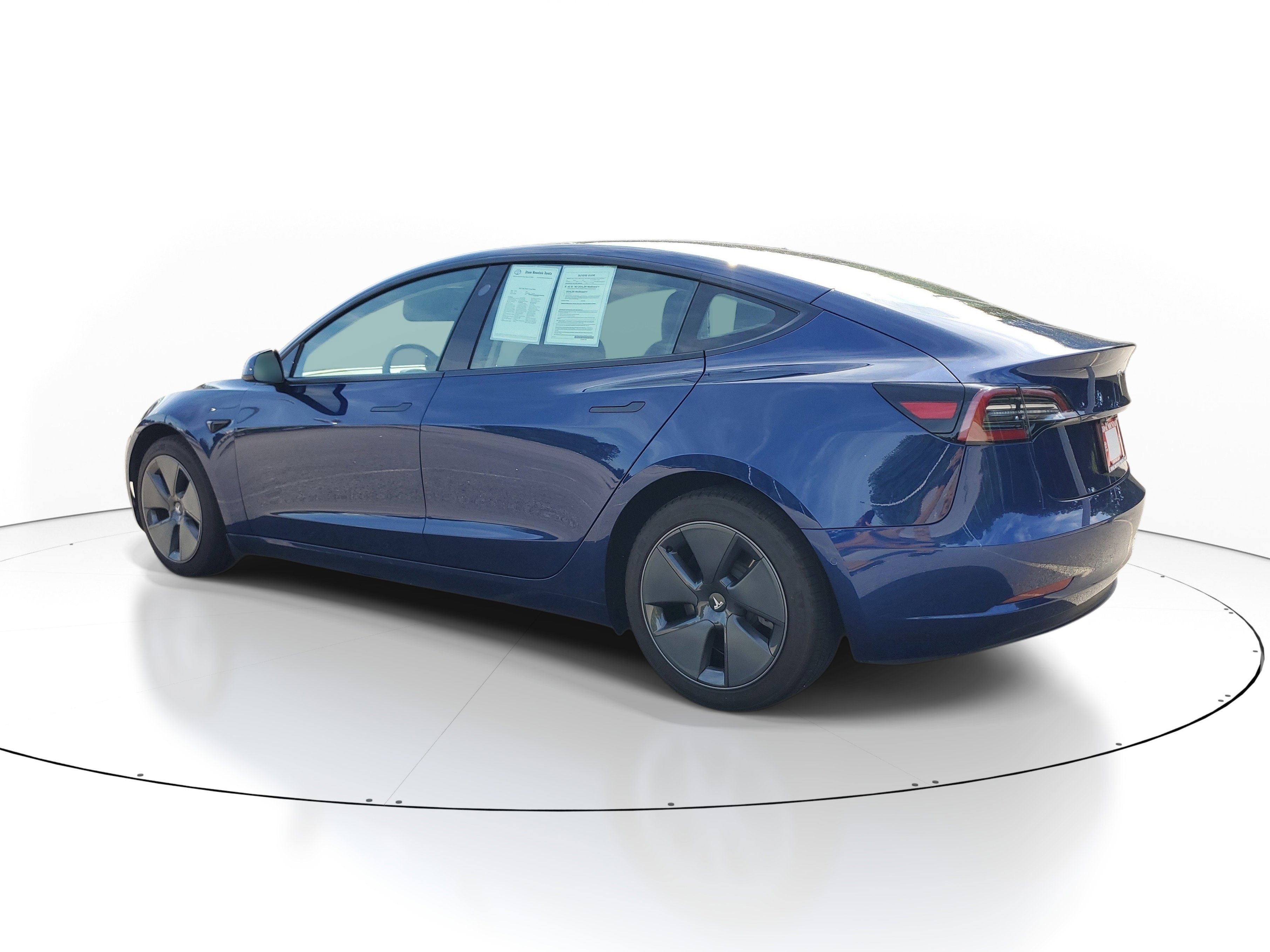 Used 2022  Tesla Long Range image 18