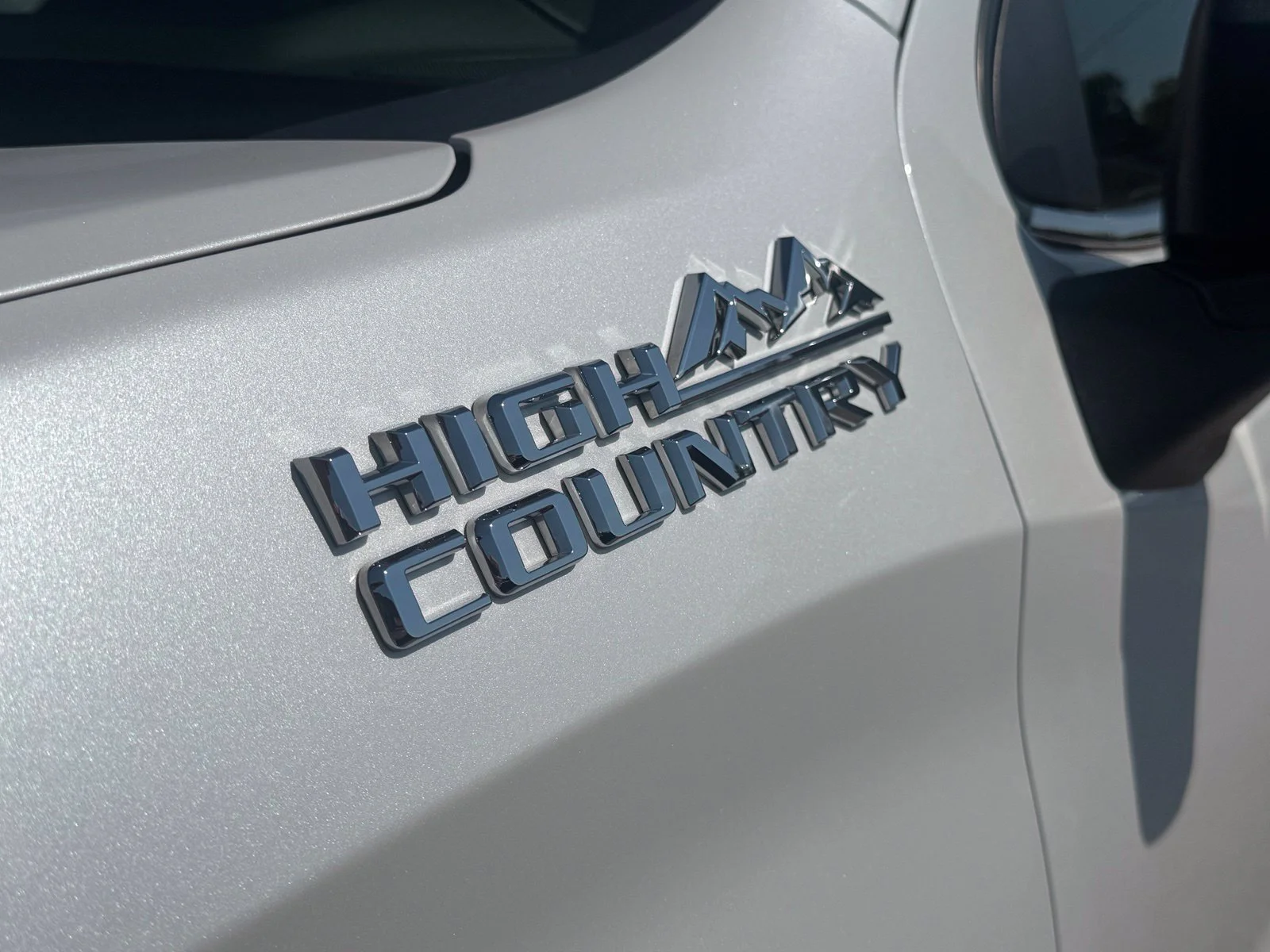Used 2020 Beige Chevrolet High Country image 10