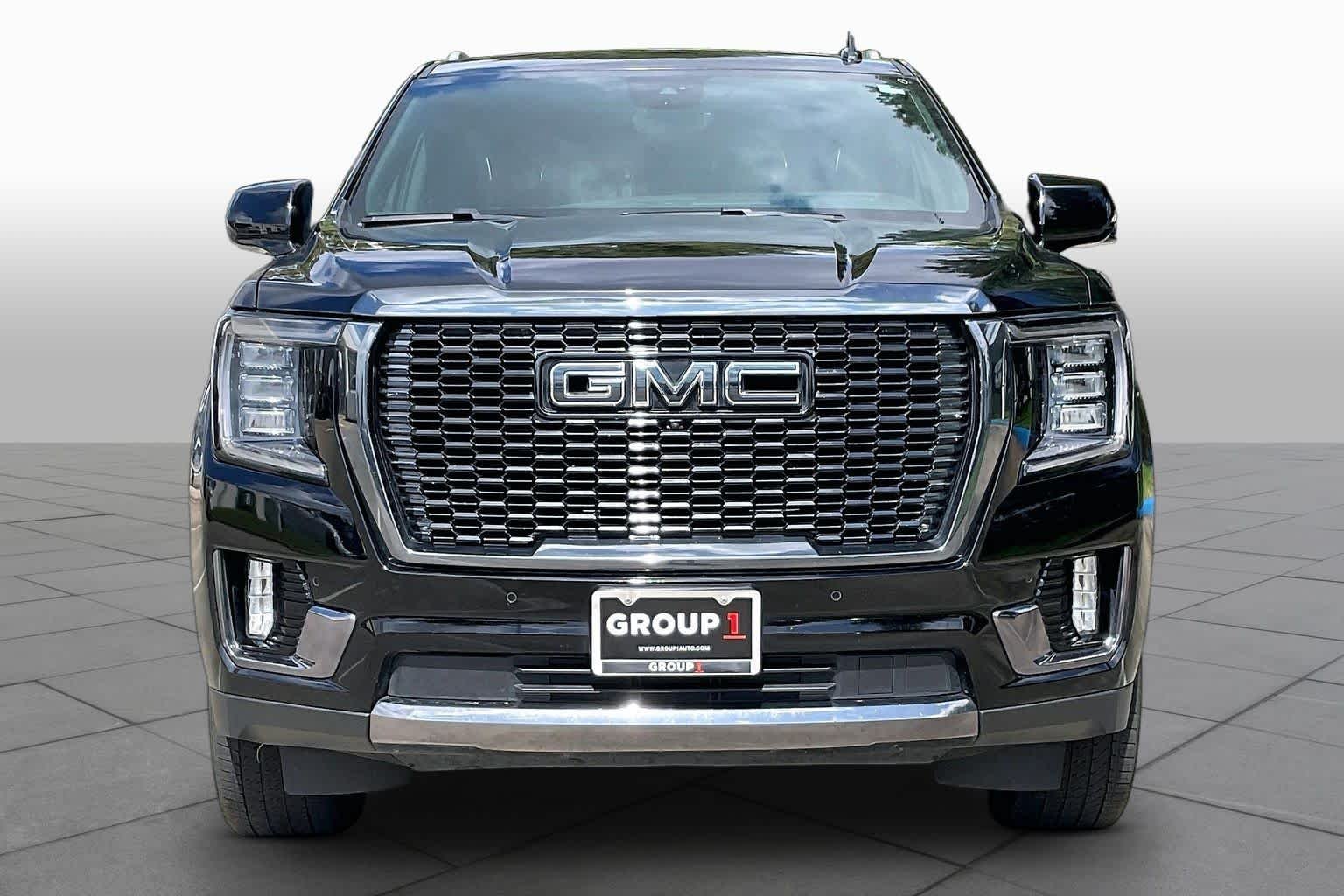 Used 2024 Onyx Black GMC Denali Ultimate image 4