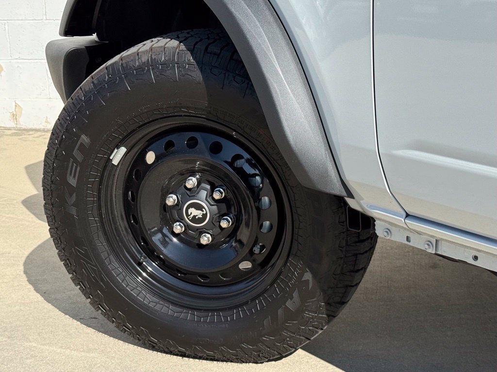 New 2026 Avalanche Gray Ford Big Bend® image 15