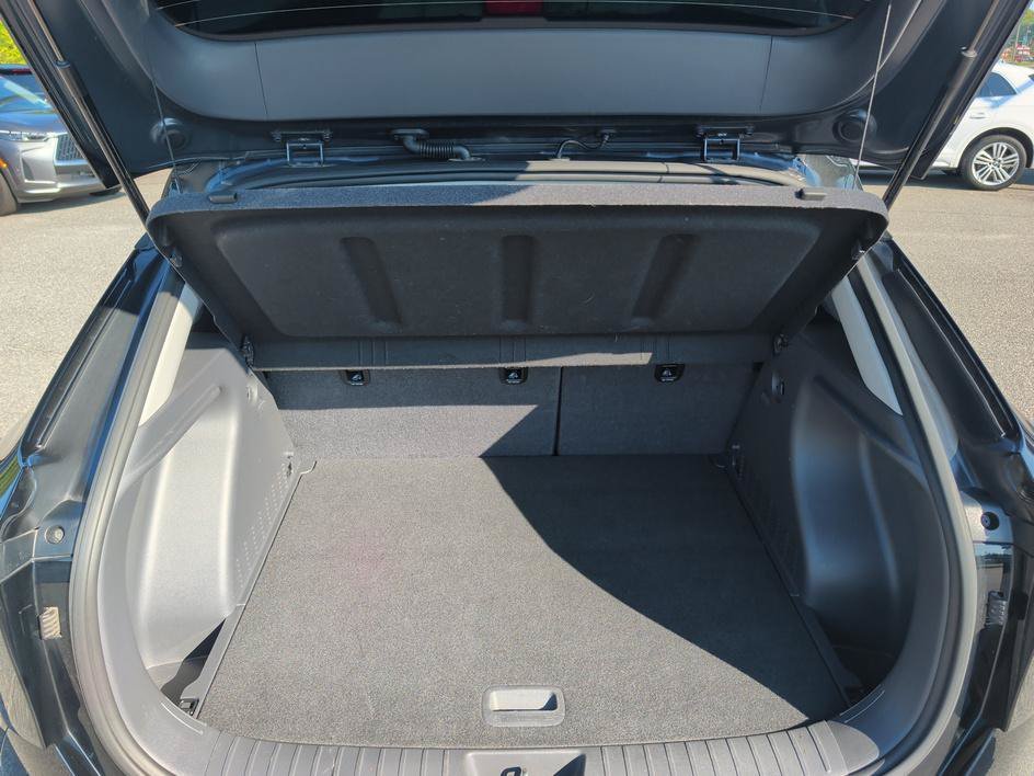Used 2025 Abyss Black Pearl Hyundai SEL image 14