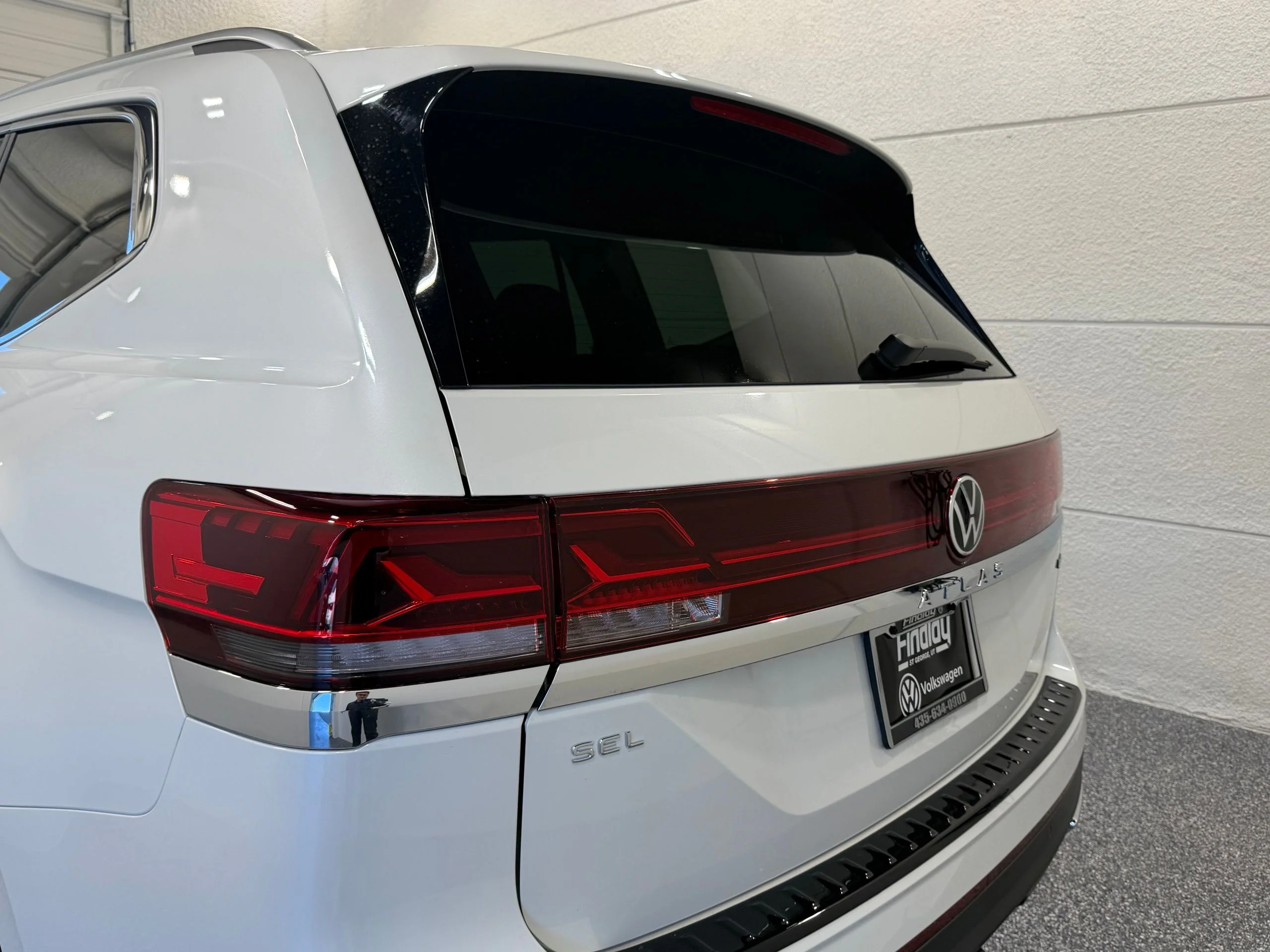 New 2026 White Volkswagen 2.0T SEL image 16