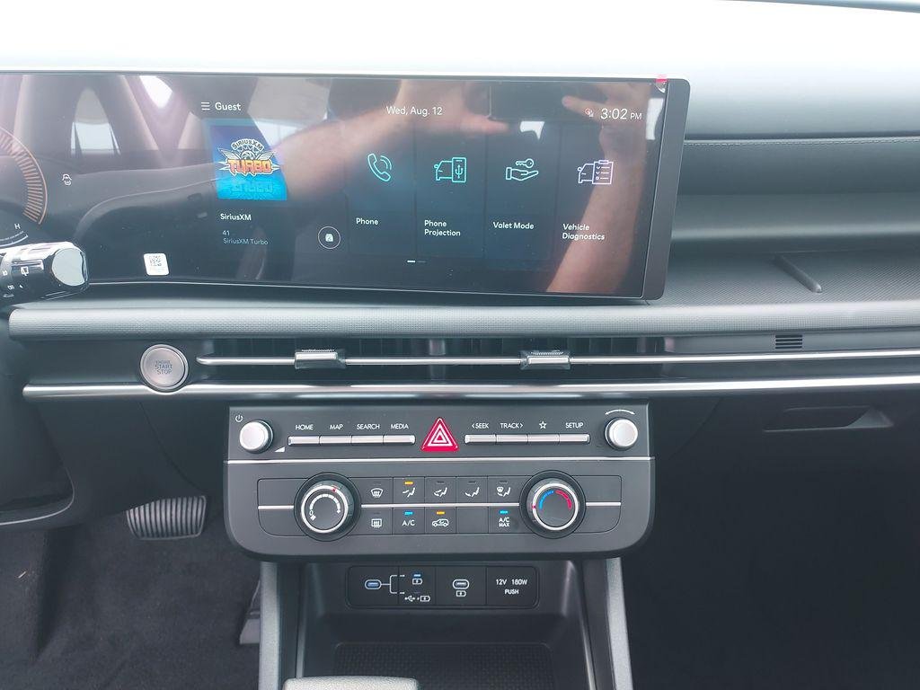 New 2026 White Hyundai SE FWD image 21