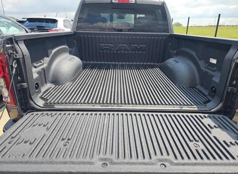 Used 2023 Gray Ram Big Horn/Lone Star image 6