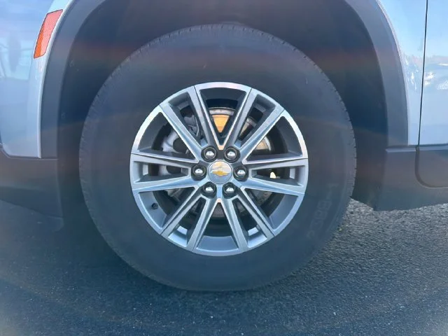 Used 2023 STERLING GRAY METALLIC Chevrolet LS image 10