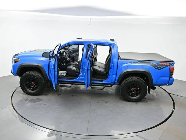 Used 2019 Voodoo Blue Toyota SR image 38
