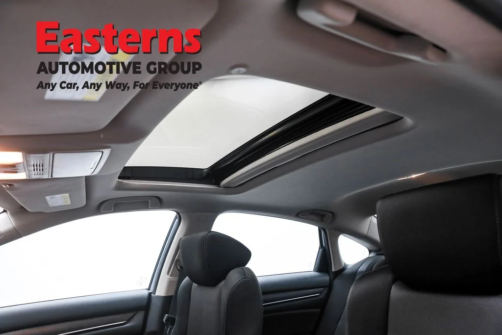 Used 2020 Silver Honda EX image 32