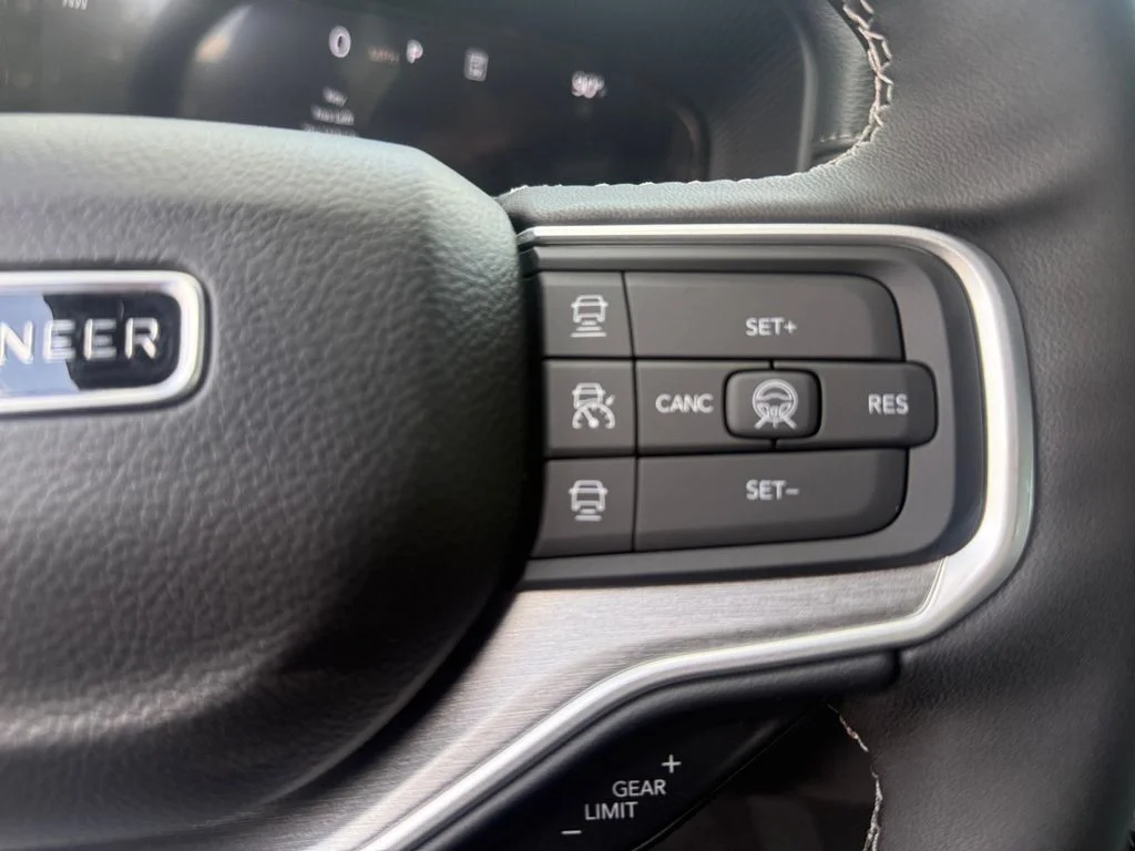 New 2026 Black Jeep  image 24