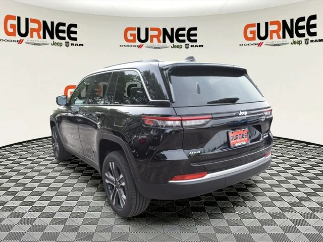 New 2027 High Gloss Black Jeep Limited image 6