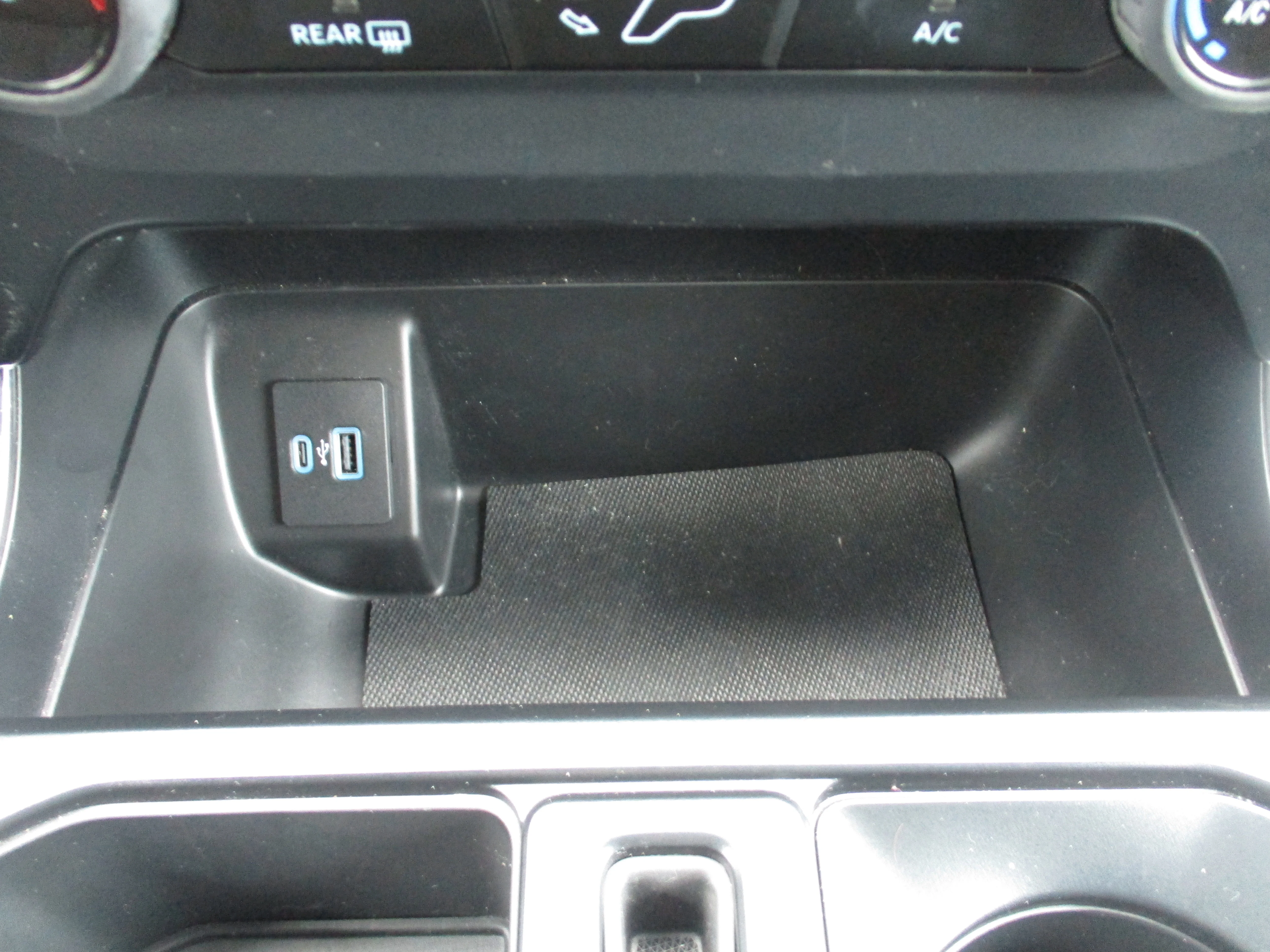 Used 2023 Carbonized Gray Metallic Ford XL image 38
