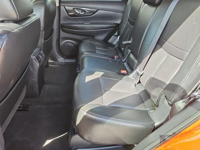 Used 2020 Orange Metallic Nissan SL image 14