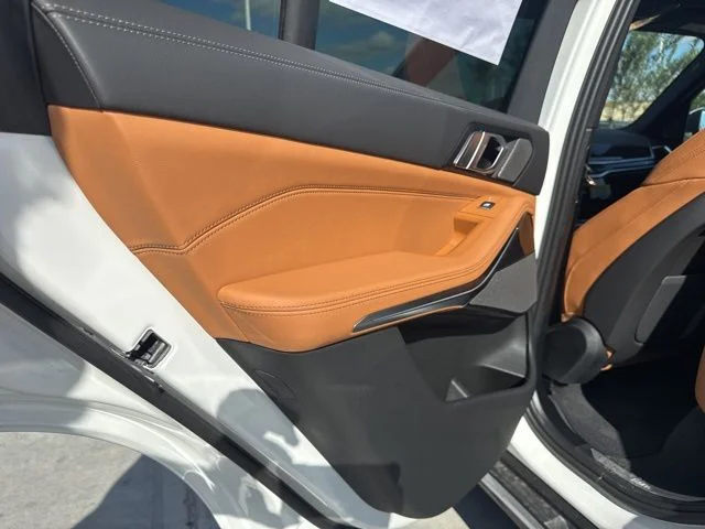 2026 BMW X5 40i - Photo 14