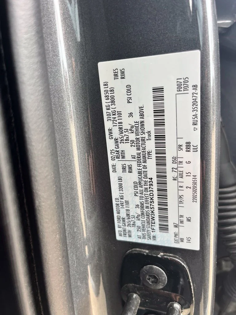 Used 2025 Gray Ford XLT image 13
