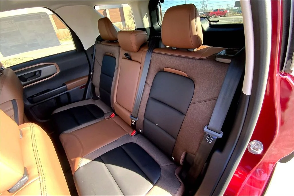 New 2026 Ruby Red Metallic Tinted Clearcoat Ford Outer Banks image 10