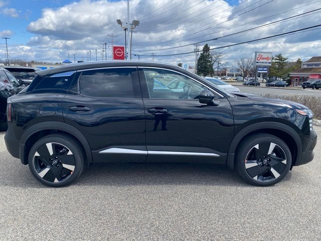 New 2026 Super Black Nissan SR image 2