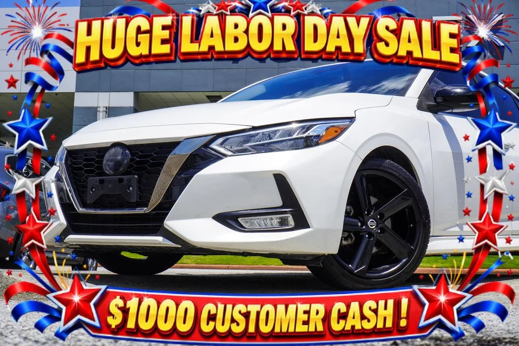 Used 2022 White Nissan SR image 2