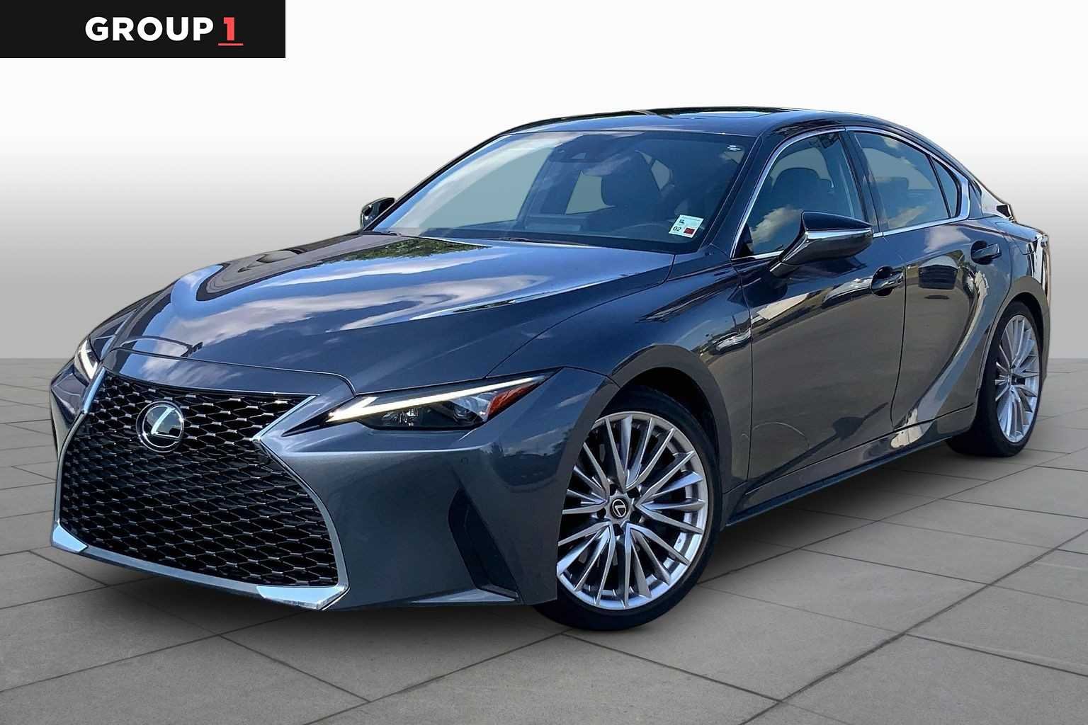 2023 Lexus IS