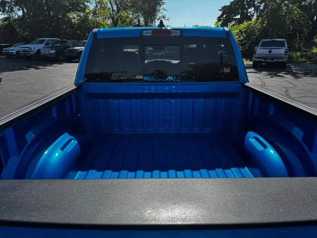 New 2026 Hydro Blue Pearl-Coat Exterior Paint RAM BIG HORN image 17