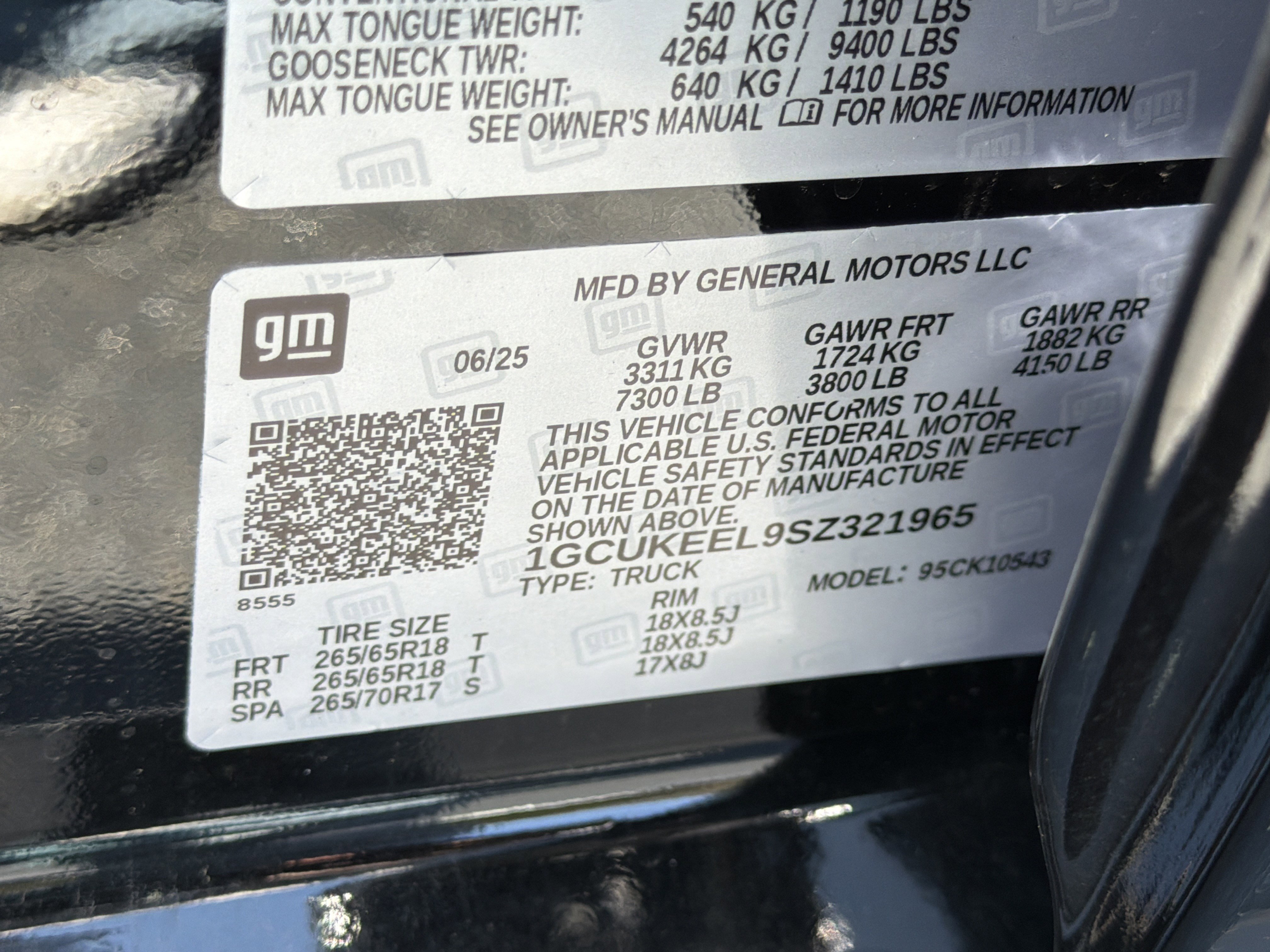 2025 Chevrolet Silverado 1500 RST - Photo 31