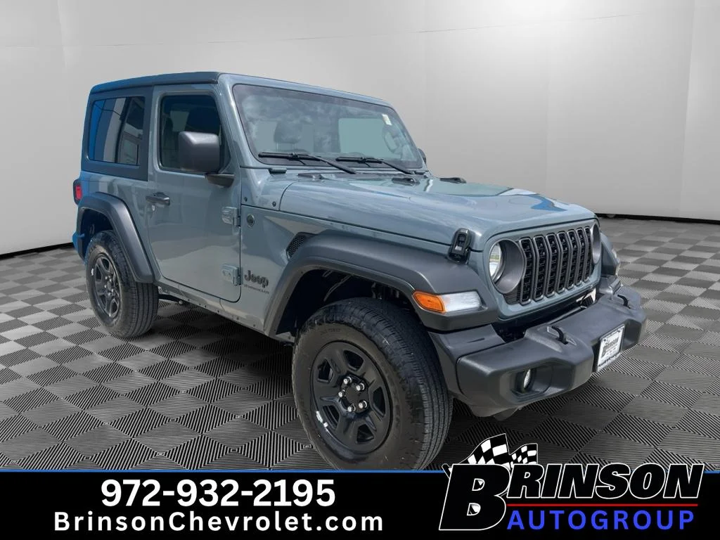 Used 2025 Anvil Clearcoat Jeep Sport image 1
