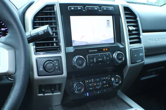 Used 2020 White Ford LARIAT image 12