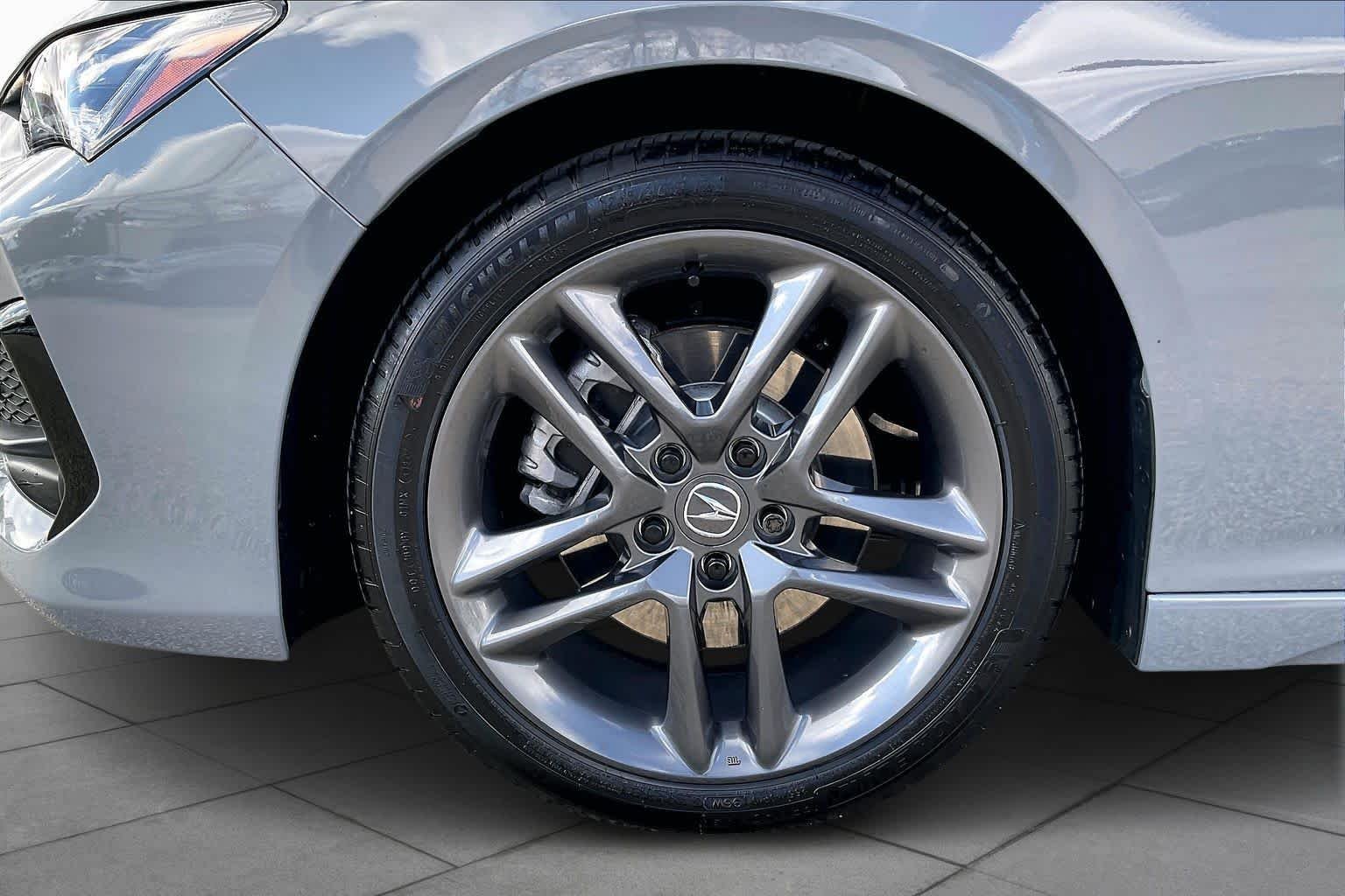 2025 Acura TLX A-SPEC Package - Photo 11