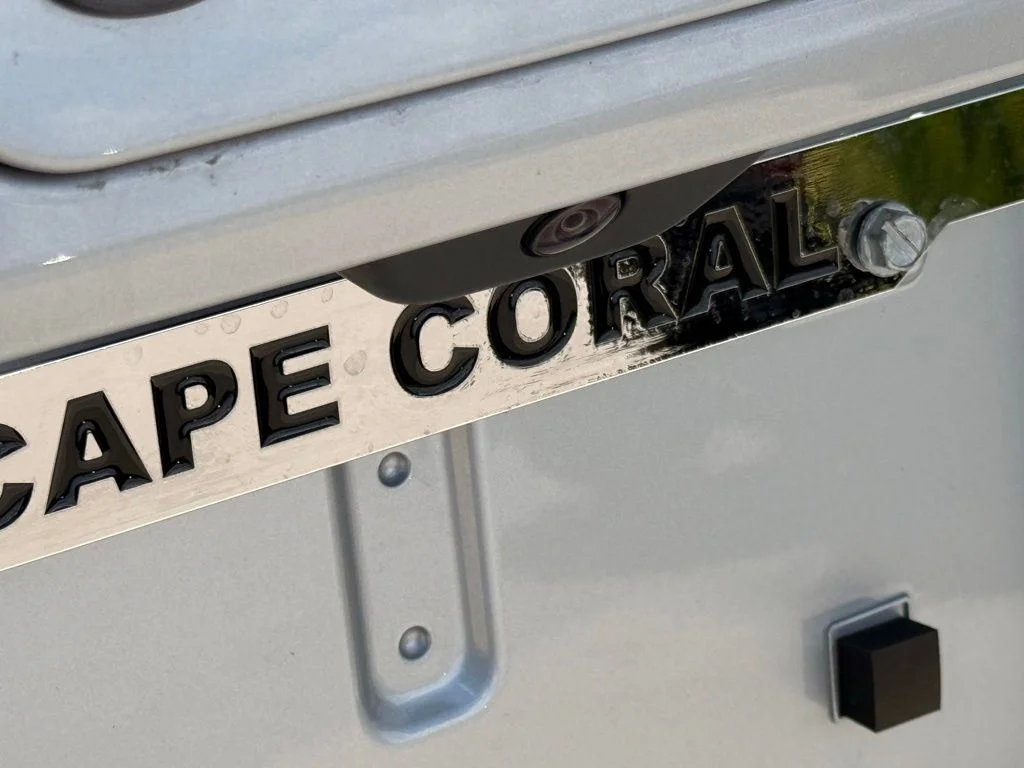 New 2026 Silver Zynith Clear-Coat Exterior Paint Jeep Laredo image 34