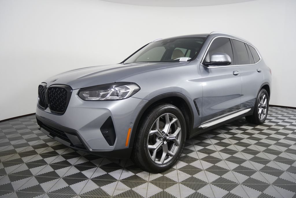 Certified Used 2024 Skyscraper Grey Metallic BMW sDrive30i image 7