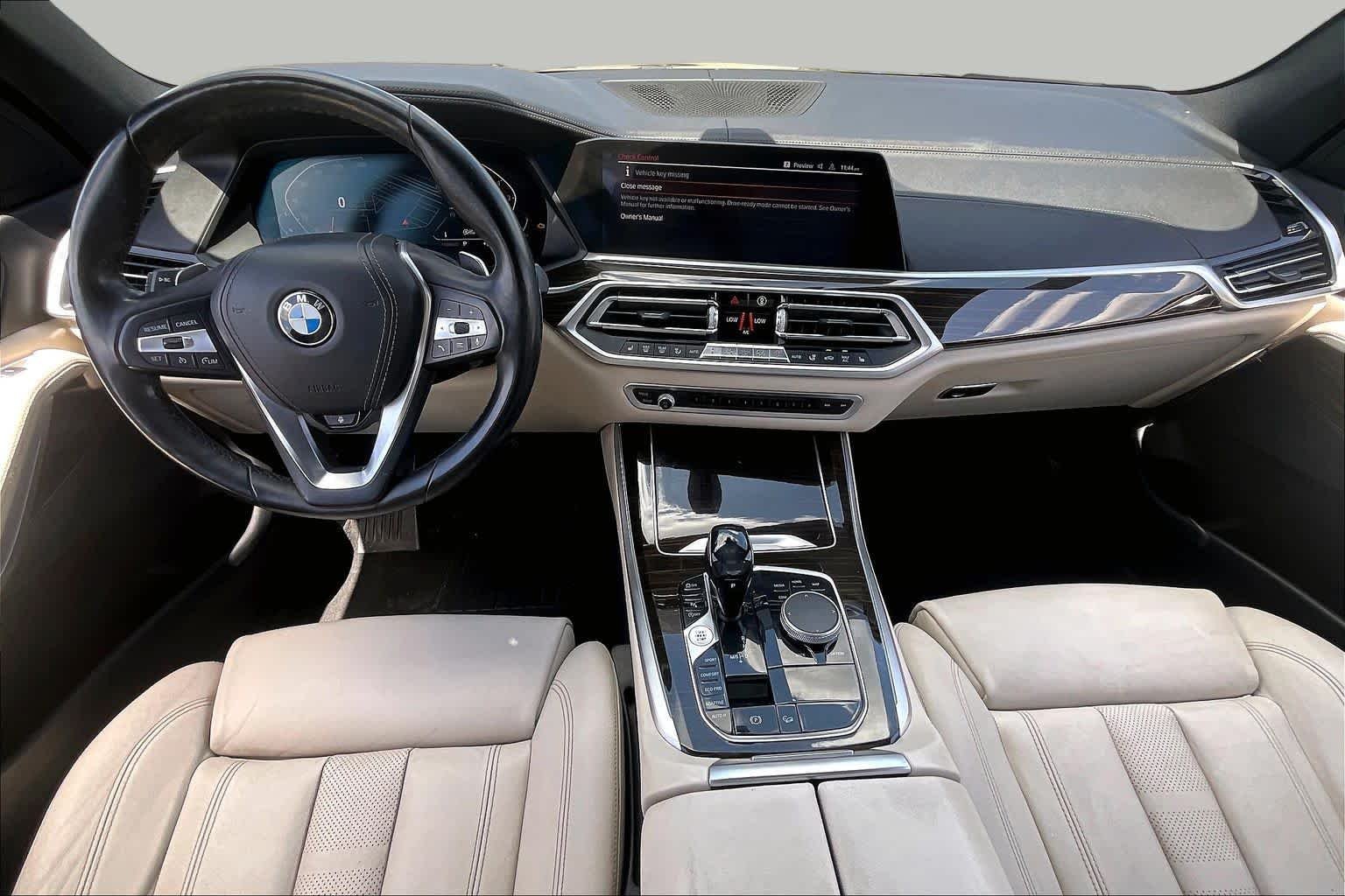 Used 2019 Black Sapphire Metallic BMW xDrive40i image 14