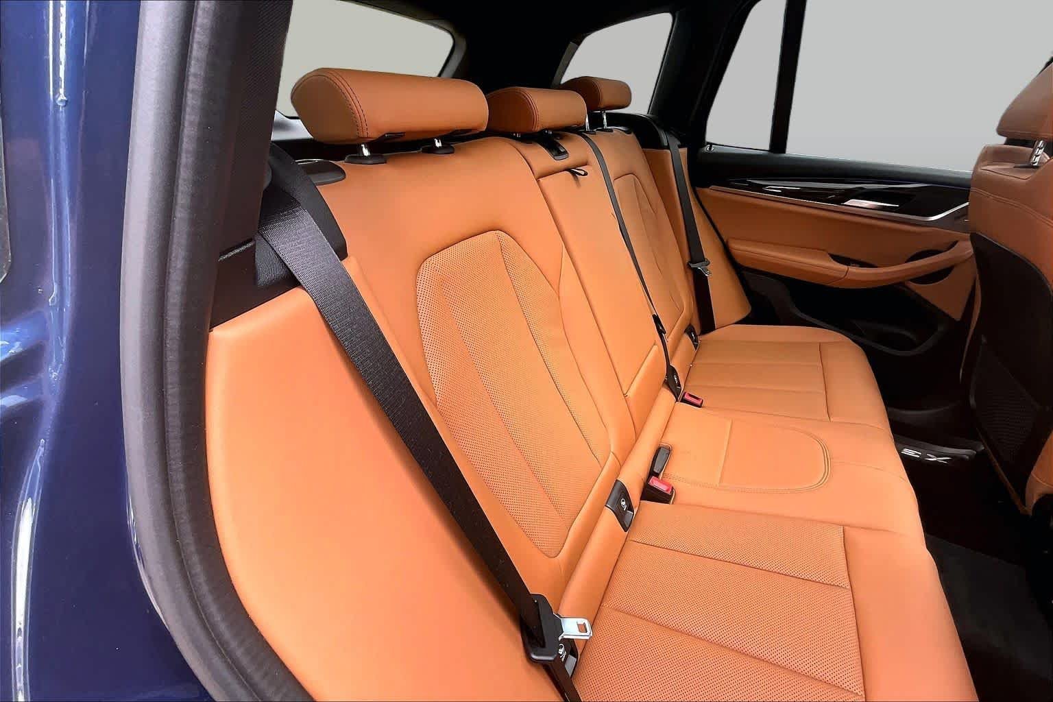 Used 2022 Phytonic Blue Metallic BMW xDrive30i image 20