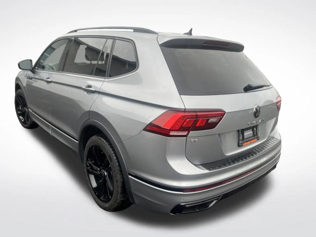 2023 Volkswagen Tiguan SE R-LINE BLACK - Photo 8