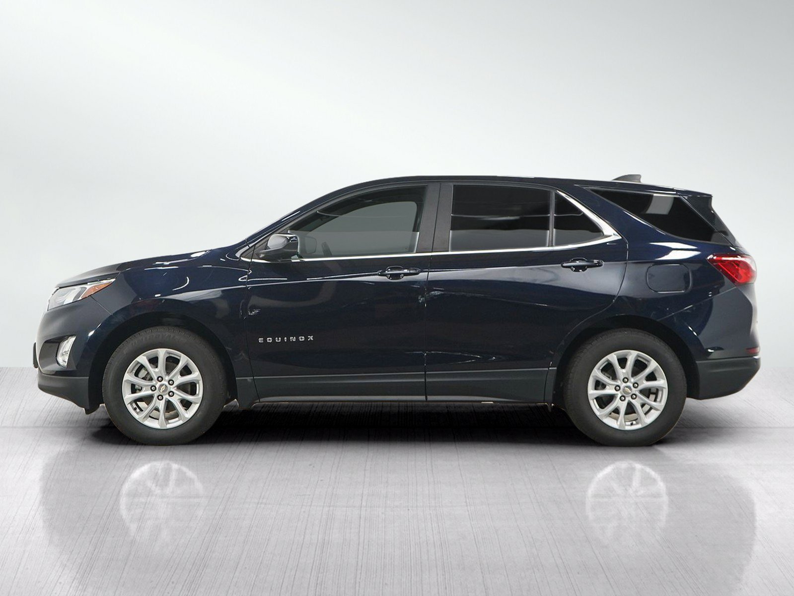 Used 2021 Chevrolet Equinox LT with VIN 3GNAXUEV9MS125595 for sale in Minneapolis, Minnesota