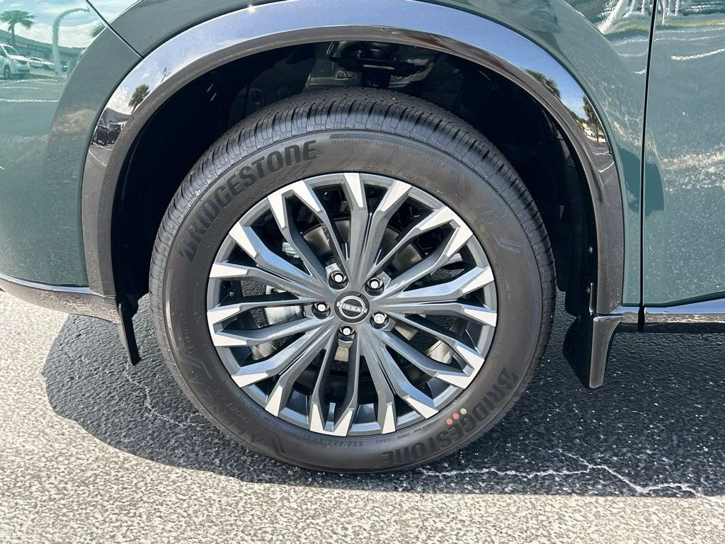 New 2026 Black Nissan Platinum image 57